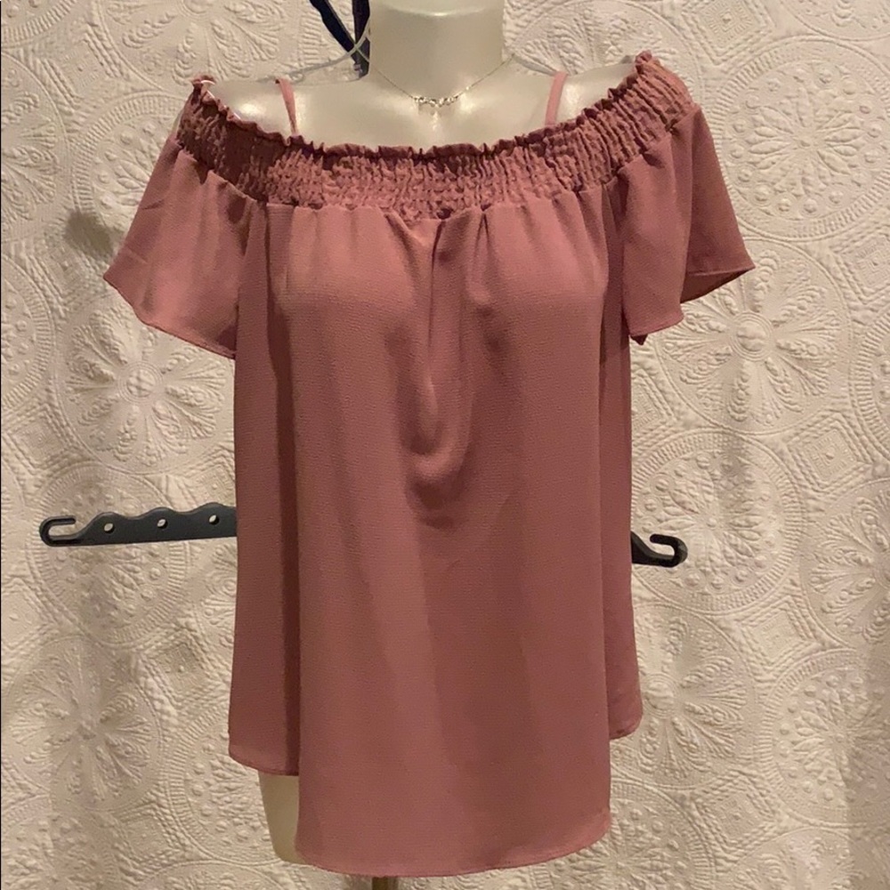 Women’s off shoulder blouse size L